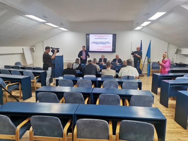 pcela sjednica