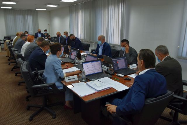Vlada40