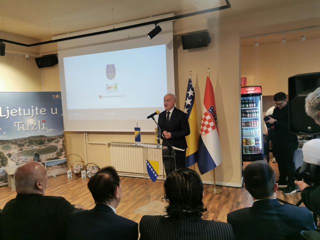 TZuZG1
