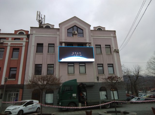 LED1