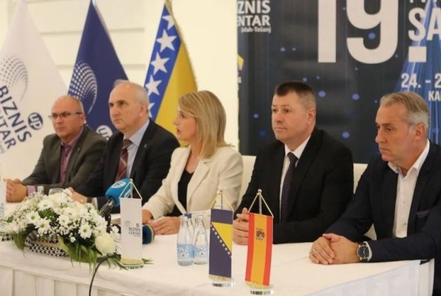 Tesanj press